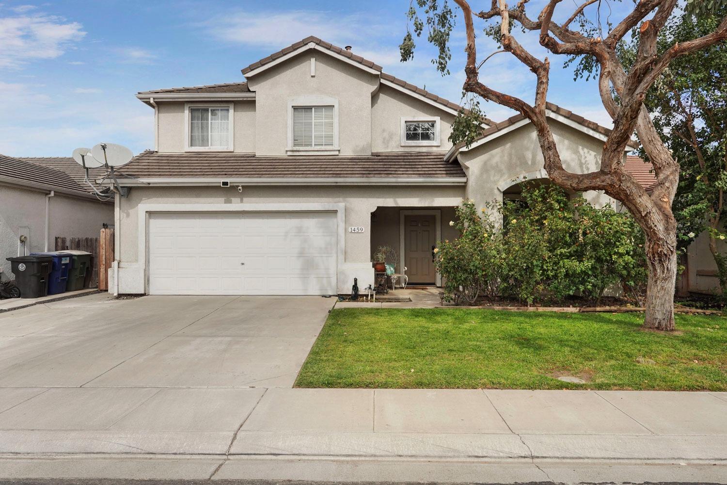 Detail Gallery Image 1 of 43 For 1459 Port St, Manteca,  CA 95336 - 4 Beds | 2/1 Baths