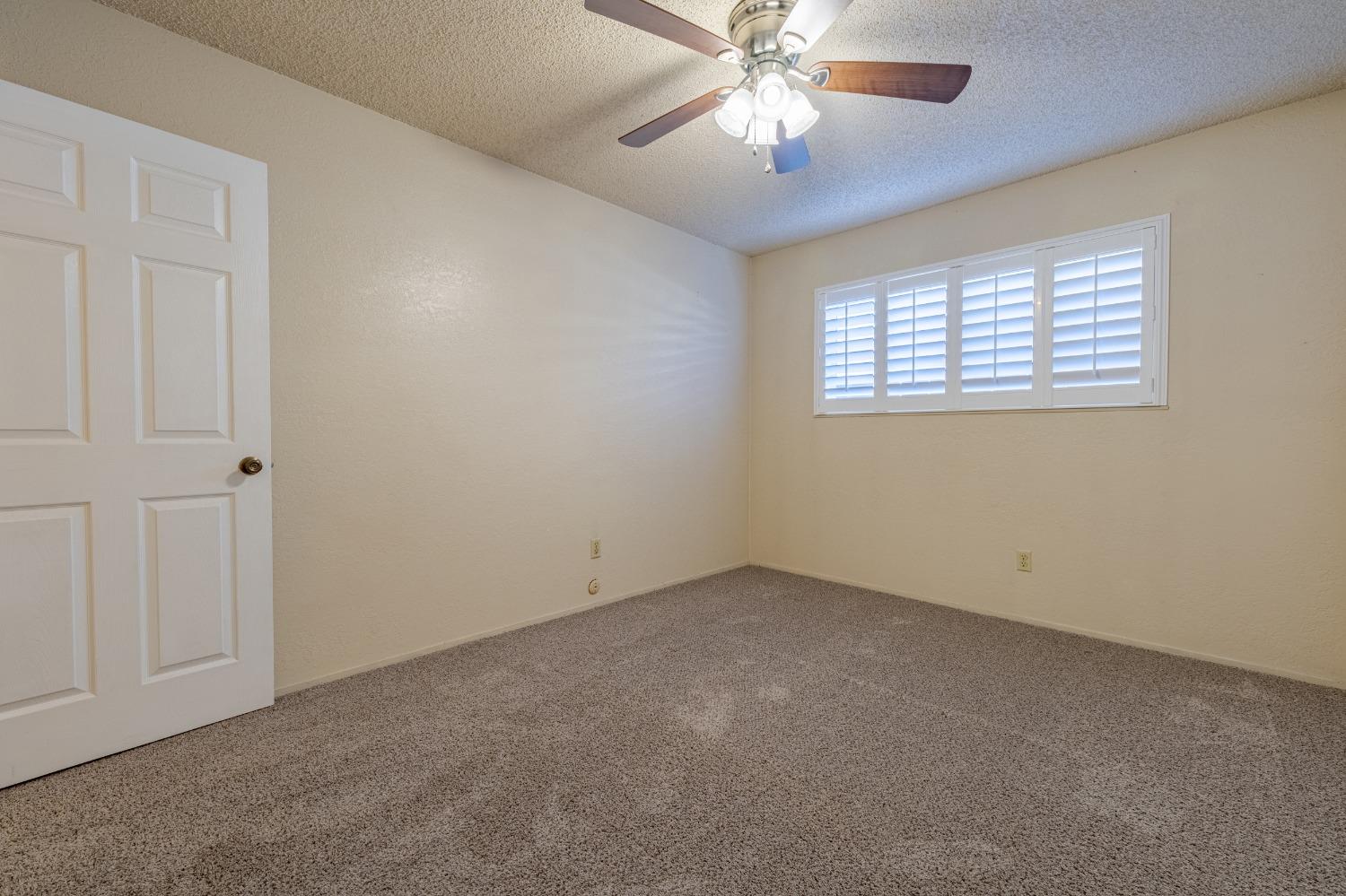 Detail Gallery Image 31 of 53 For 3577 Hagen Ct, Merced,  CA 95348 - 3 Beds | 2 Baths