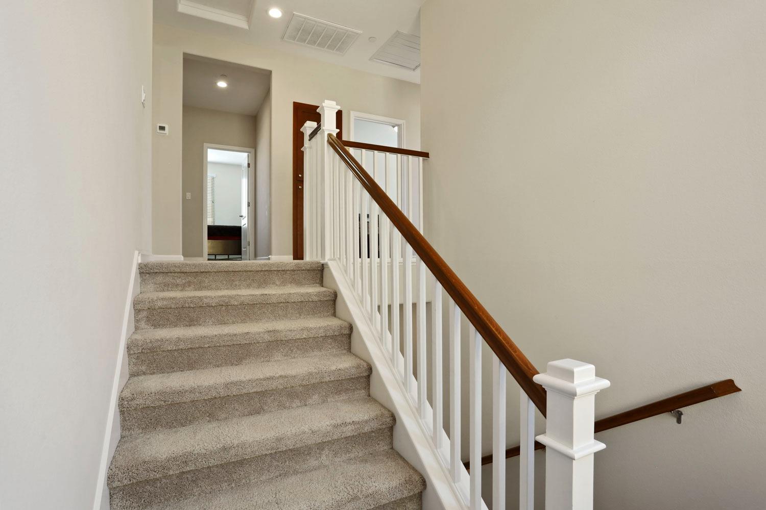 Detail Gallery Image 15 of 39 For 2242 Province Pl, Hughson,  CA 95326 - 3 Beds | 2/1 Baths