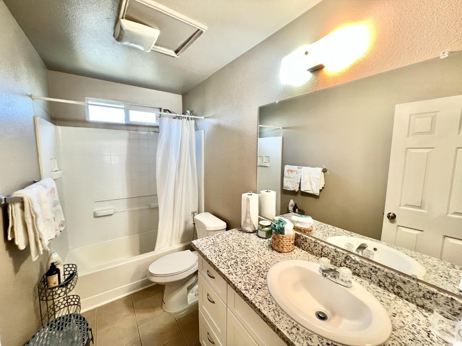 Detail Gallery Image 25 of 35 For 7516 Mimosa Way, Sacramento,  CA 95828 - 3 Beds | 2 Baths