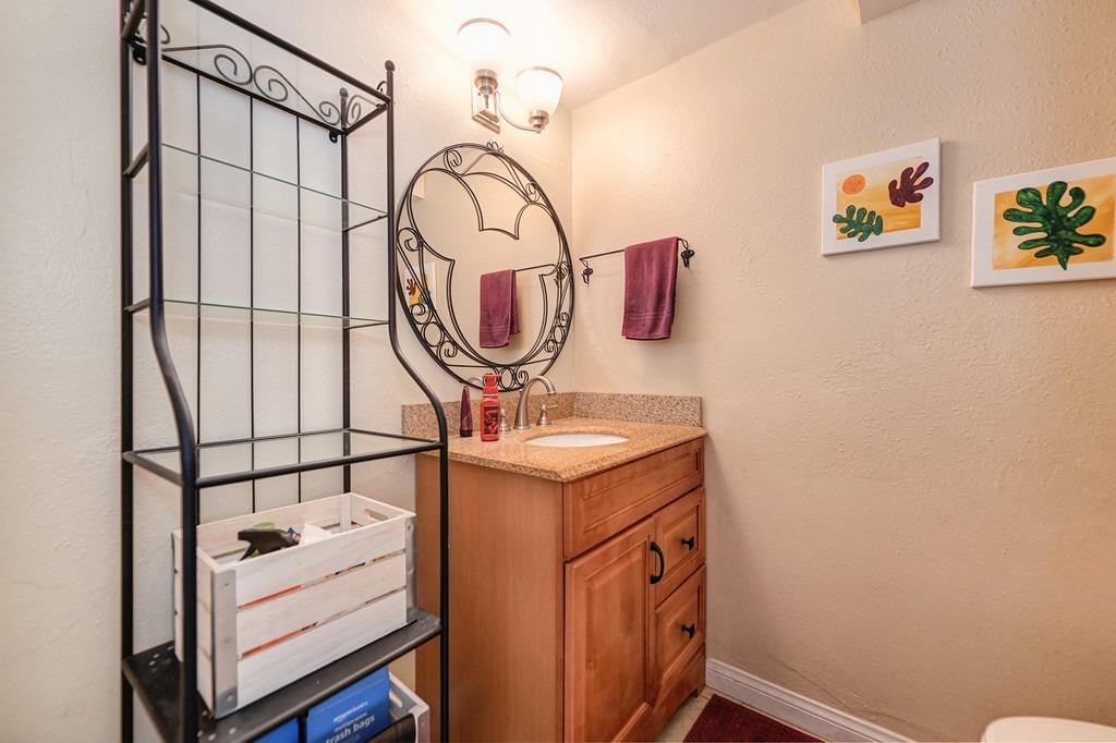 Detail Gallery Image 12 of 28 For 6038 Shadow Ln, Citrus Heights,  CA 95621 - 2 Beds | 1/1 Baths