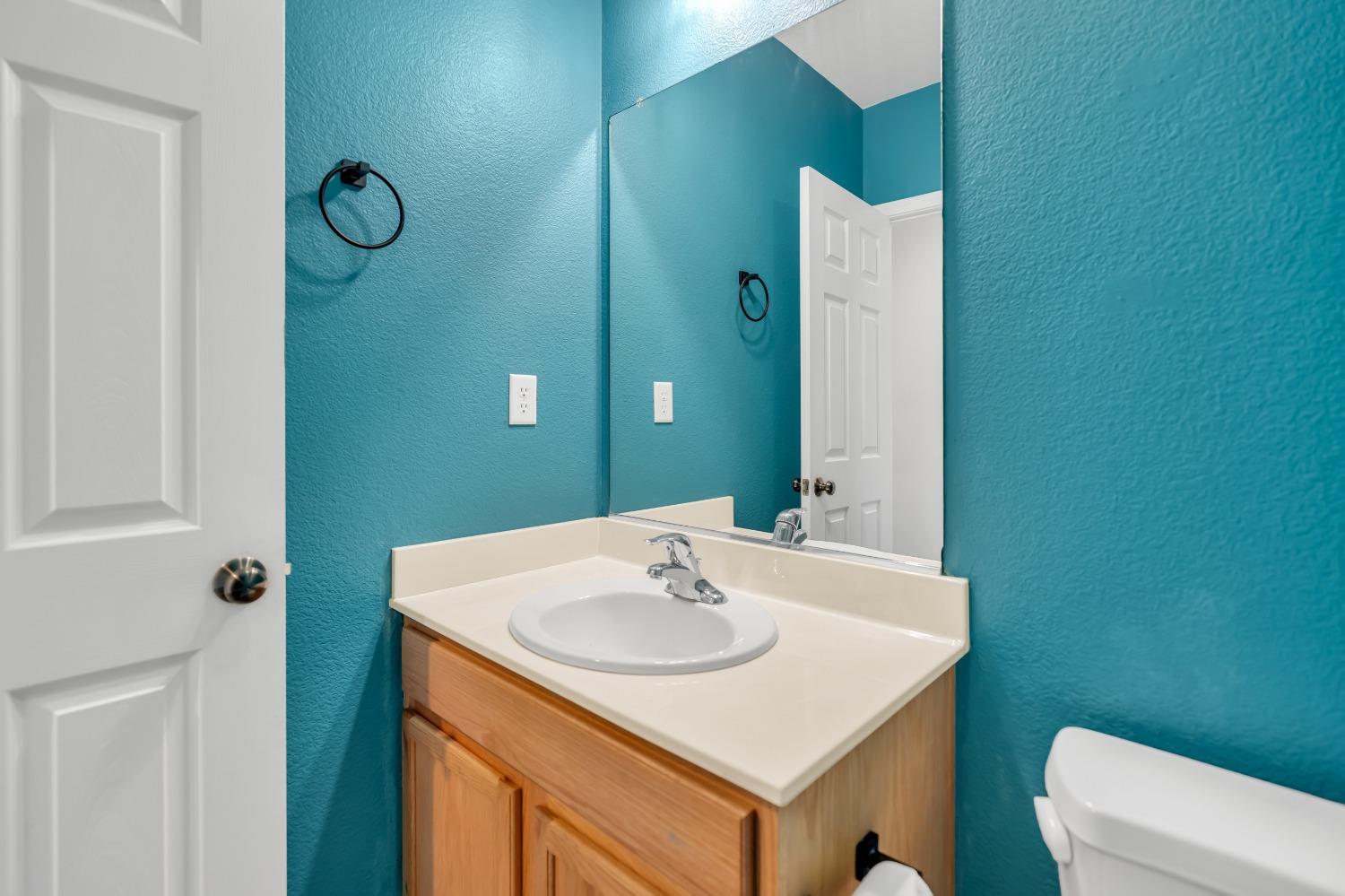 Detail Gallery Image 25 of 60 For 1836 Delouch Dr, Lincoln,  CA 95648 - 4 Beds | 2/1 Baths