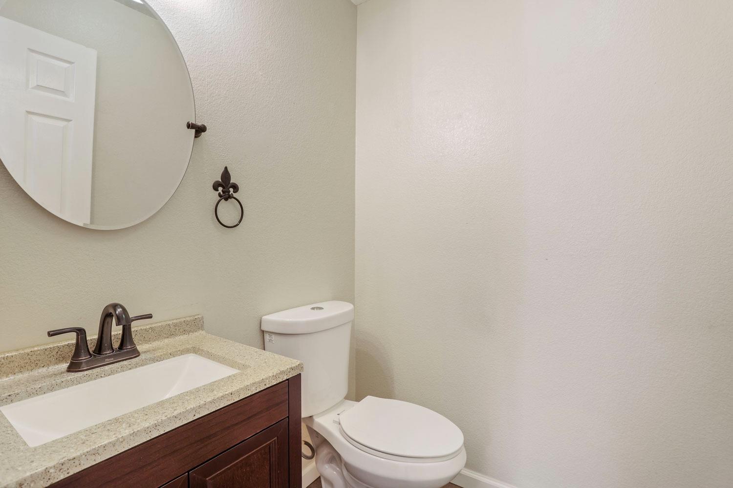 Detail Gallery Image 22 of 44 For 10834 Pleasant Valley Cir, Stockton,  CA 95209 - 3 Beds | 2/1 Baths