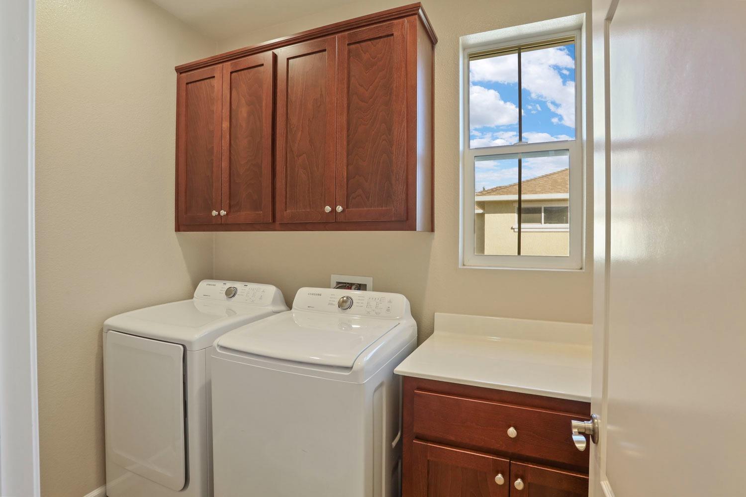 Detail Gallery Image 25 of 39 For 2242 Province Pl, Hughson,  CA 95326 - 3 Beds | 2/1 Baths