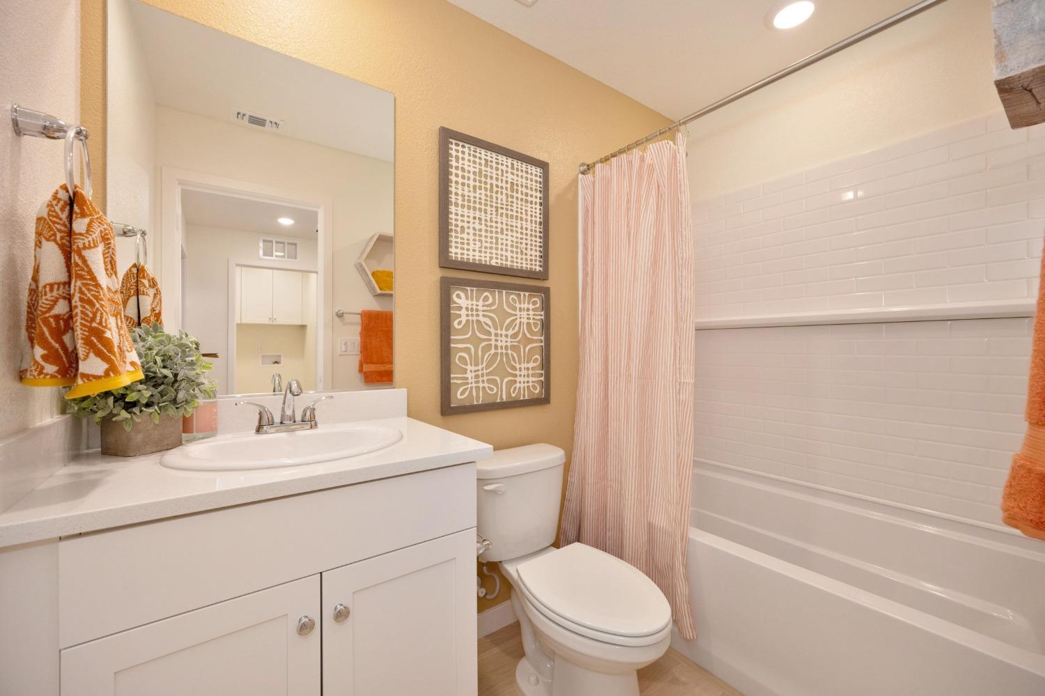 Detail Gallery Image 45 of 54 For 1729 Grand Breeze Ln #82,  Lincoln,  CA 95648 - 3 Beds | 2/1 Baths