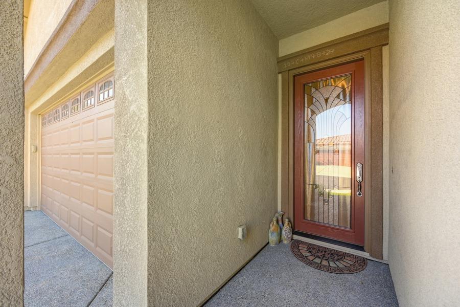 Detail Gallery Image 4 of 49 For 2129 Leighham Dr, Roseville,  CA 95747 - 3 Beds | 2 Baths