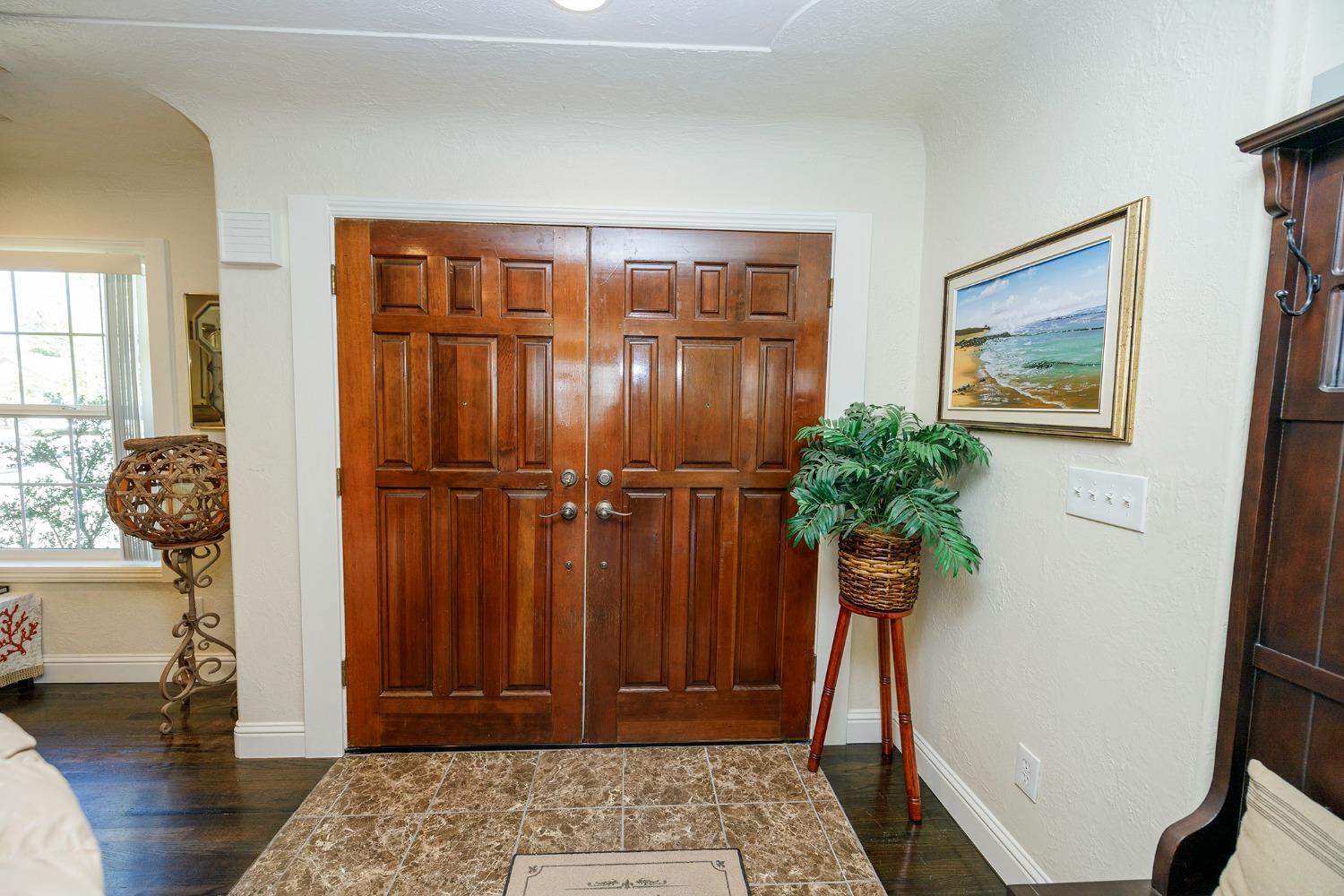 Detail Gallery Image 7 of 49 For 940 E Minnesota Ave, Turlock,  CA 95382 - 3 Beds | 3/1 Baths