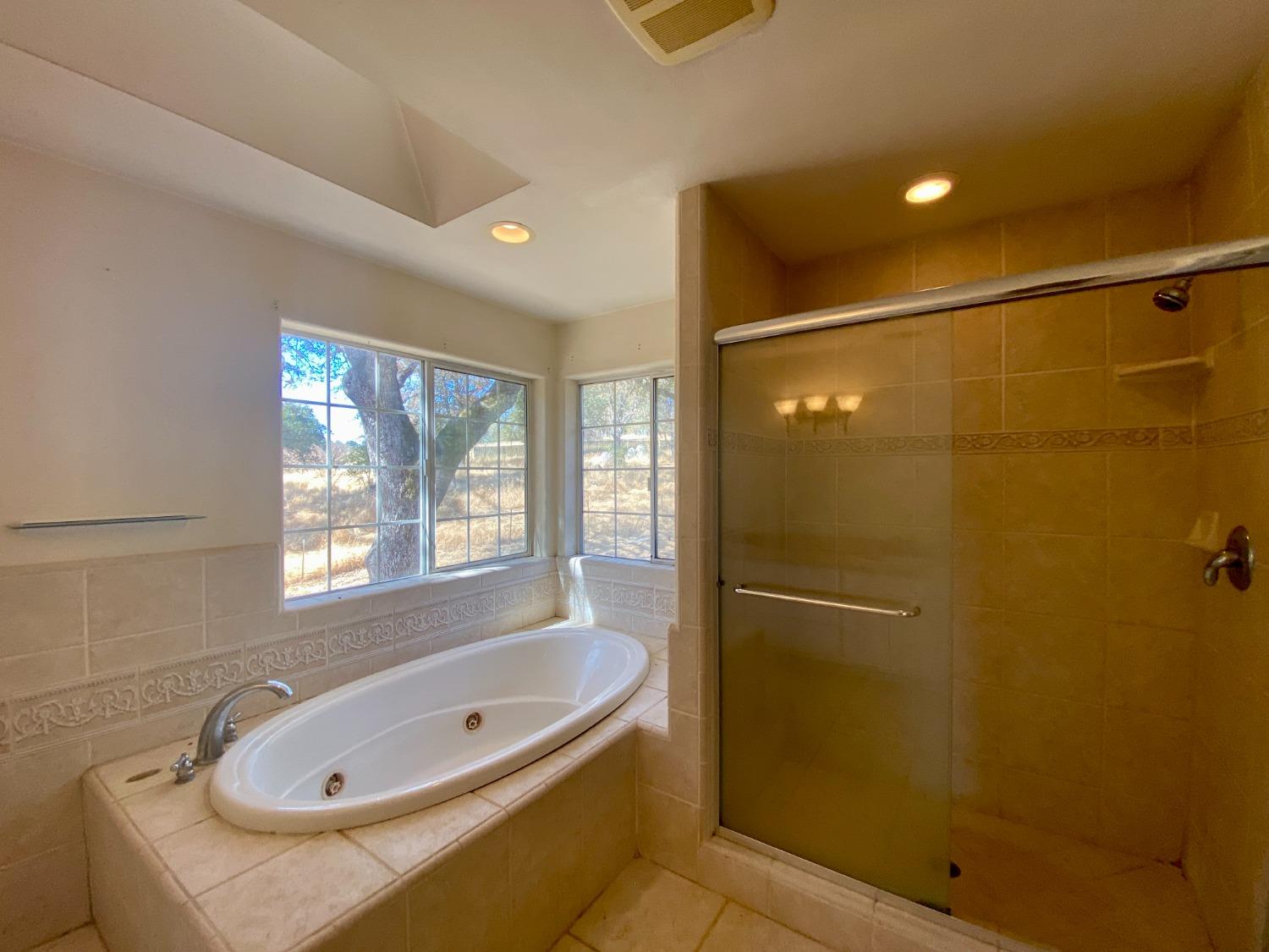 Detail Gallery Image 29 of 33 For 4310 Greenstone Rd, Placerville,  CA 95667 - 4 Beds | 4 Baths