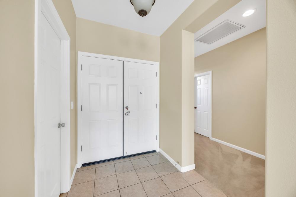 Detail Gallery Image 3 of 65 For 688 Linley Ln, Lincoln,  CA 95648 - 4 Beds | 2 Baths