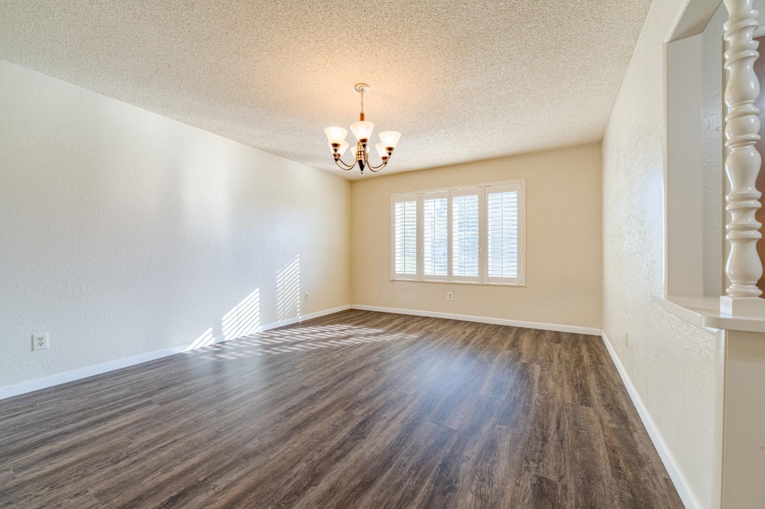 Detail Gallery Image 10 of 53 For 3577 Hagen Ct, Merced,  CA 95348 - 3 Beds | 2 Baths