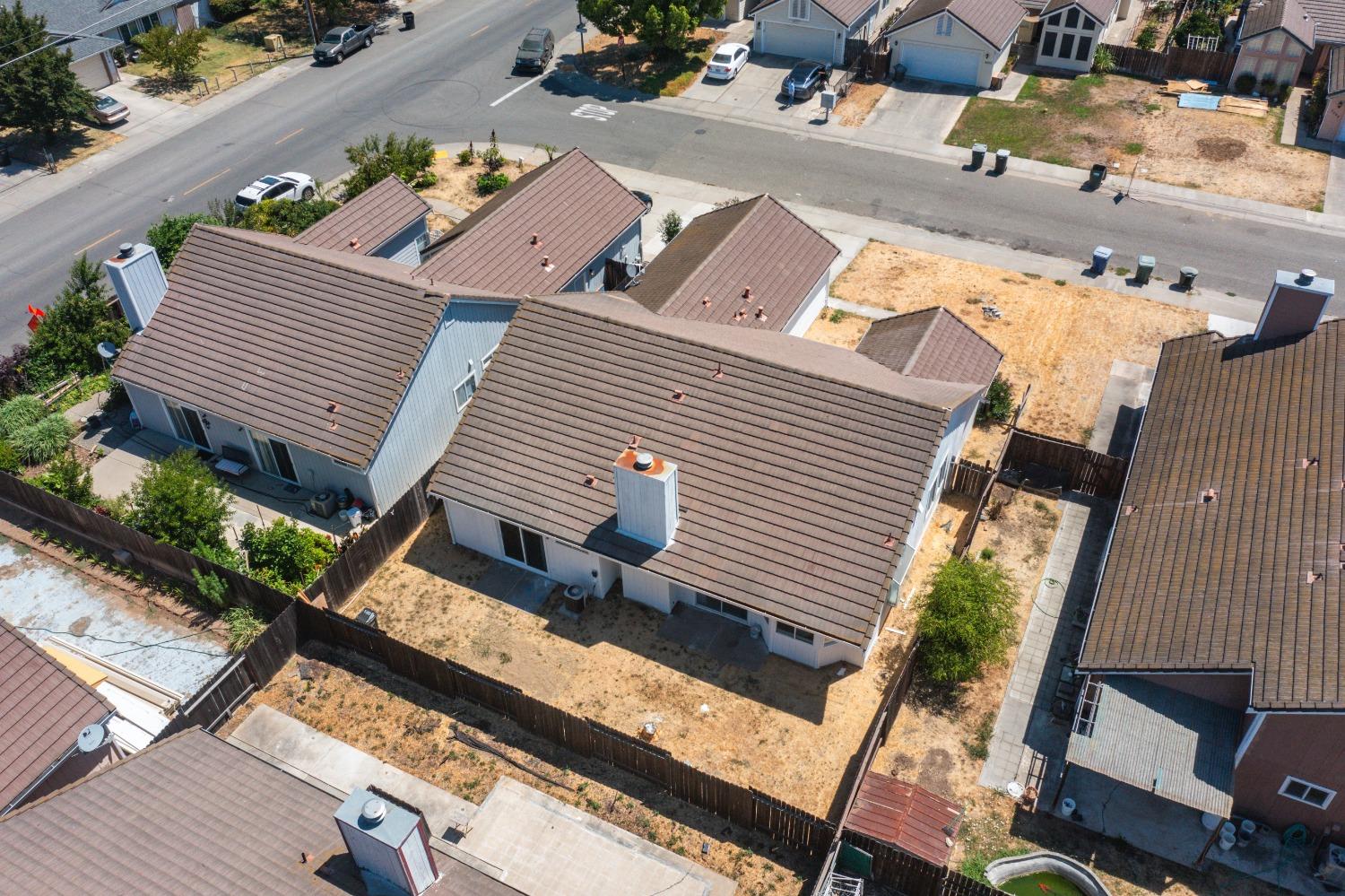 Detail Gallery Image 33 of 38 For 8004 Parkgate Way, Sacramento,  CA 95828 - 4 Beds | 2 Baths