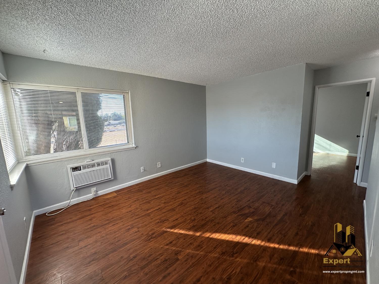 Detail Gallery Image 3 of 8 For 6820 7th Ave #11,  Rio Linda,  CA 95673 - 2 Beds | 1 Baths