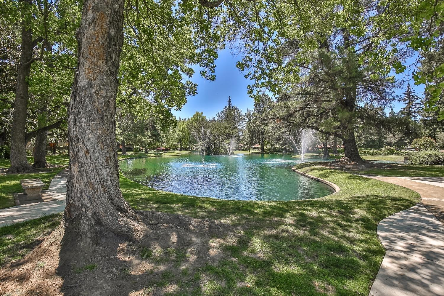 Commons Drive, Sacramento, California image 23