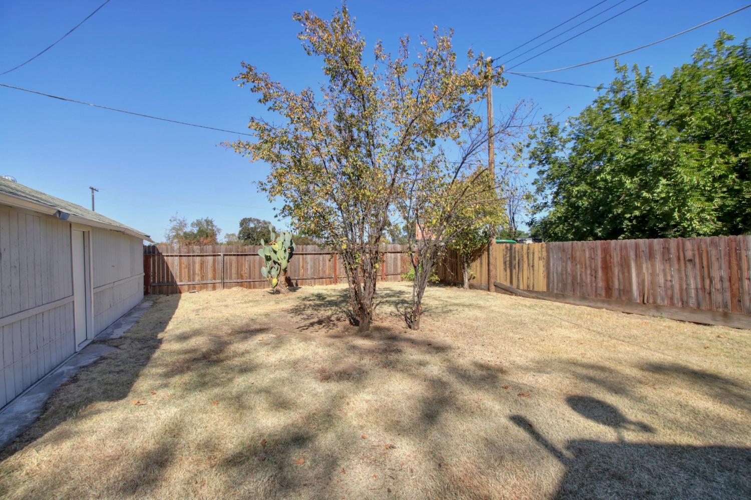 Detail Gallery Image 29 of 38 For 845 Price Ct, Sacramento,  CA 95815 - 2 Beds | 1 Baths