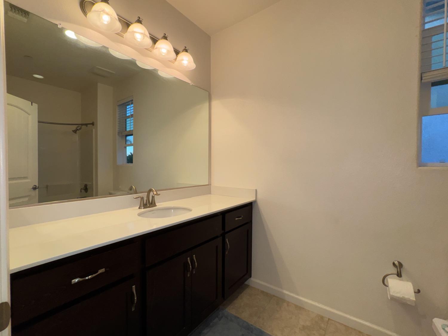 Detail Gallery Image 35 of 36 For 4065 San Filipo Way, Sacramento,  CA 95834 - 4 Beds | 2/1 Baths