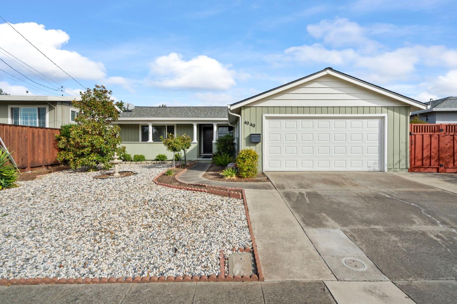 Detail Gallery Image 1 of 1 For 4040 Fordham Way, Livermore,  CA 94550 - 3 Beds | 2 Baths