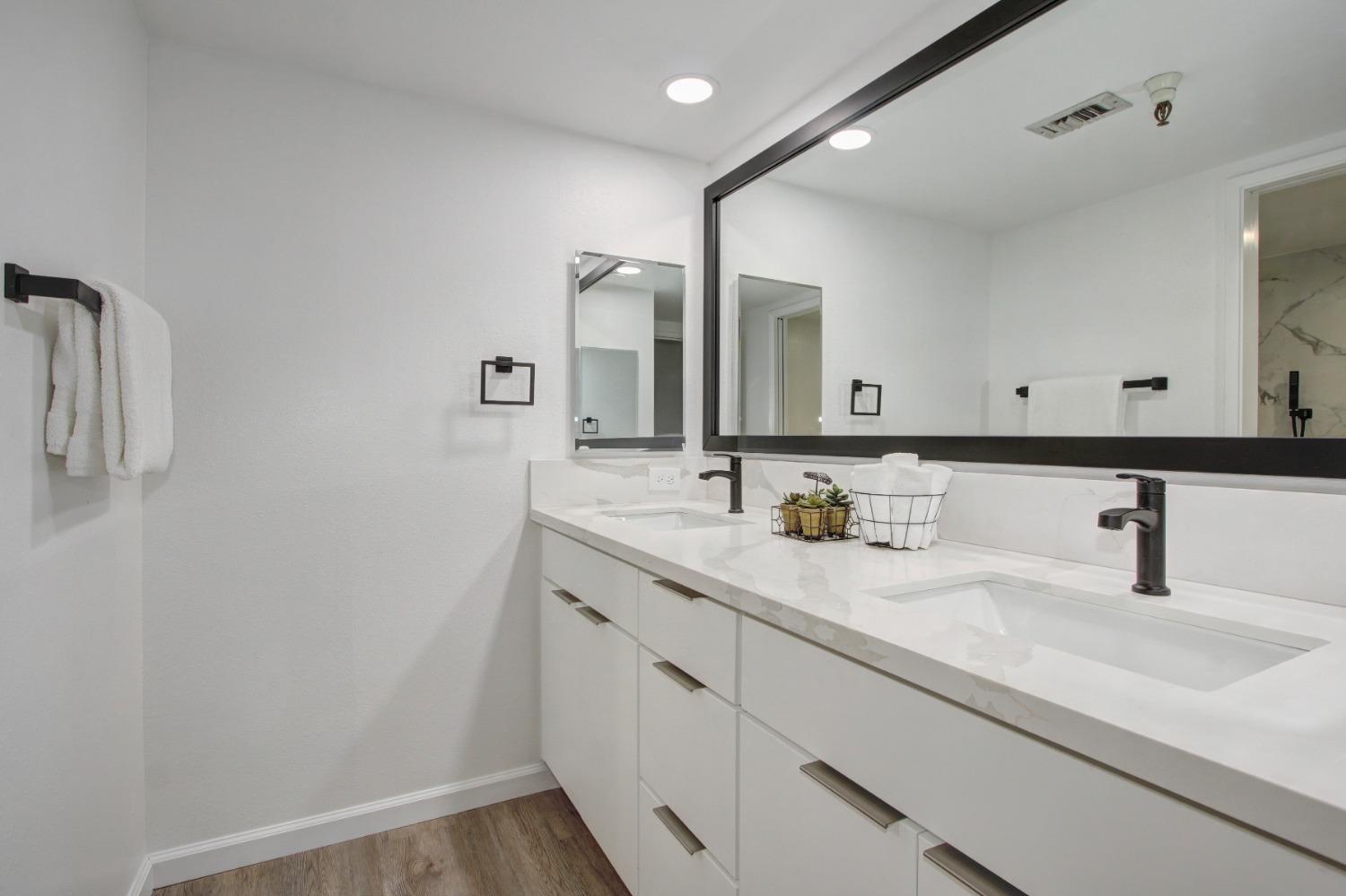 Detail Gallery Image 37 of 52 For 500 N St #504,  Sacramento,  CA 95814 - 2 Beds | 2 Baths