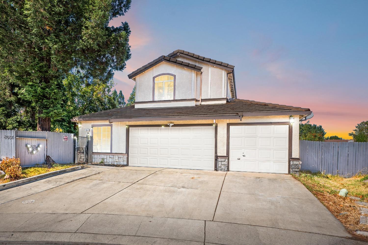 Detail Gallery Image 1 of 1 For 8684 Moss Agate Ct, Elk Grove,  CA 95758 - 5 Beds | 3 Baths