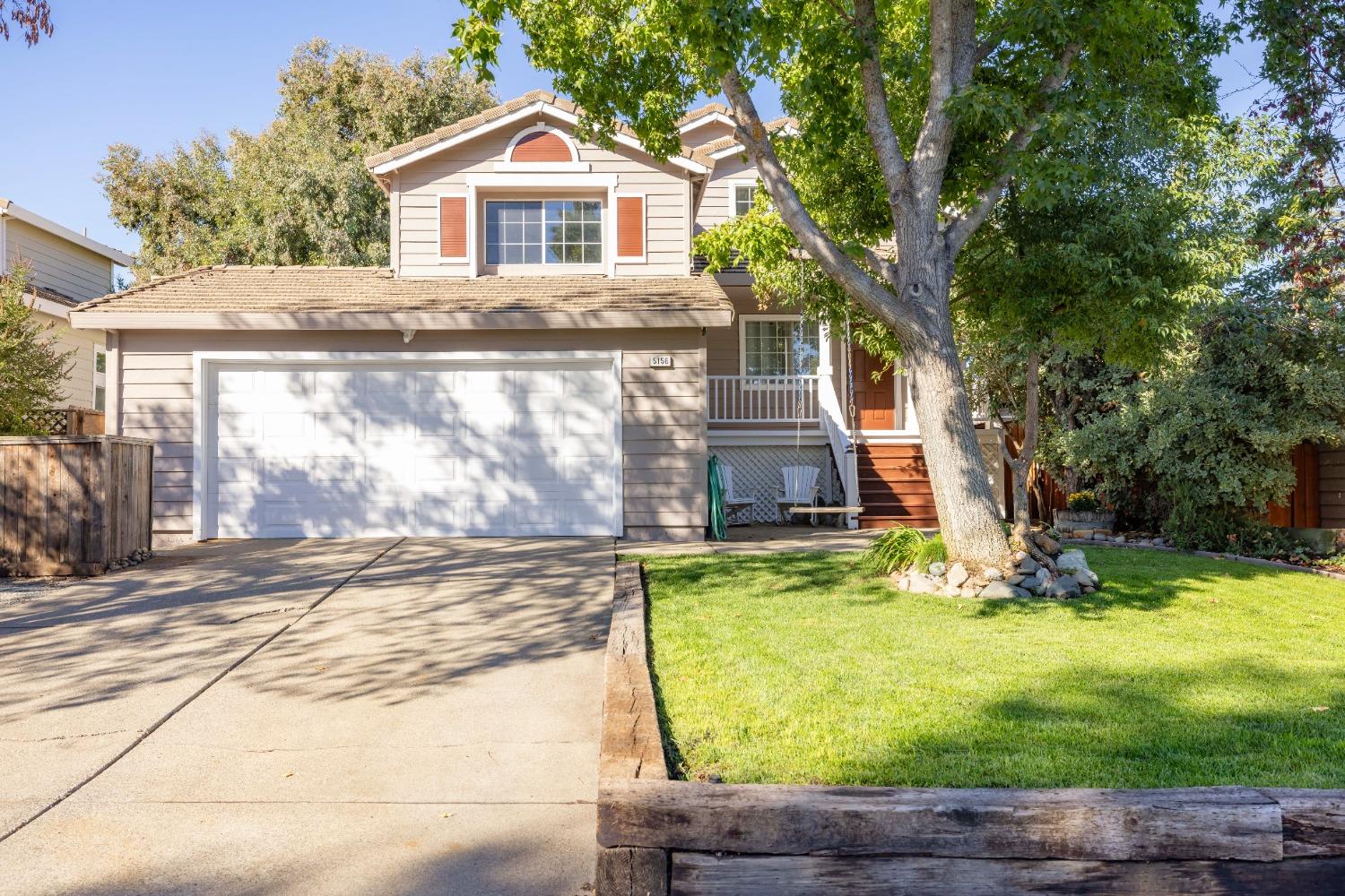 Detail Gallery Image 1 of 31 For 5156 Grass Valley Way, Antioch,  CA 94531 - 3 Beds | 2/1 Baths