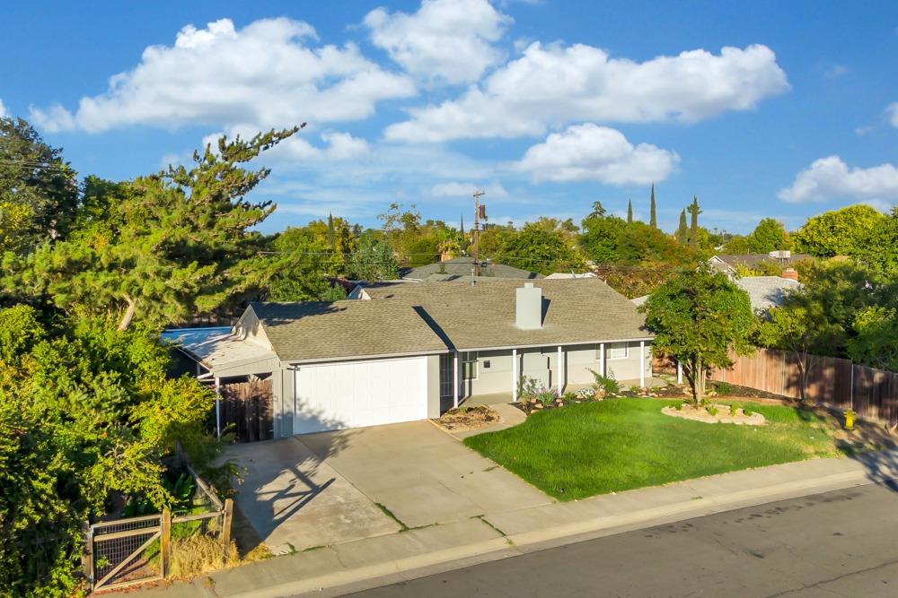 Detail Gallery Image 6 of 44 For 6456 Larry Way, North Highlands,  CA 95660 - 4 Beds | 2 Baths