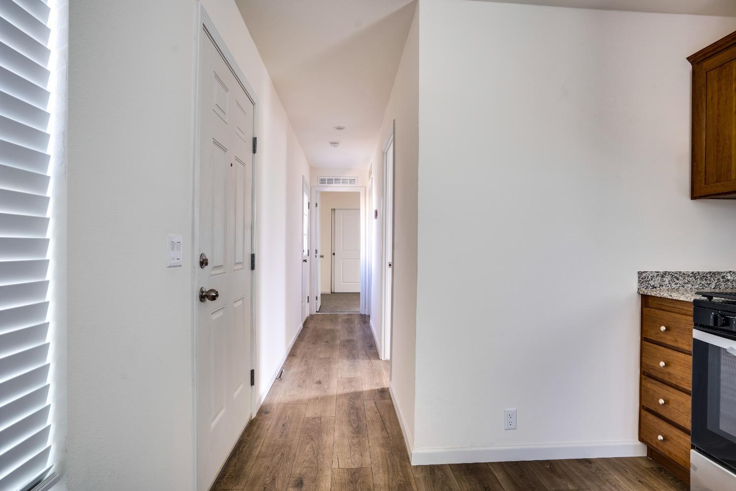 Detail Gallery Image 9 of 16 For 9340 Orangevale Ave 19, Orangevale,  CA 95662 - 1 Beds | 1 Baths