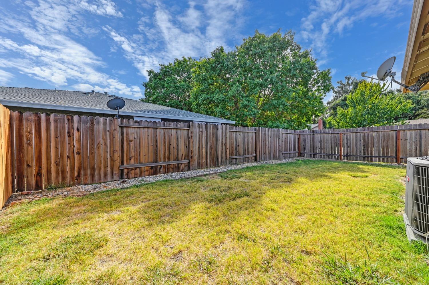 6685 Willowbrae Way, Sacramento, California image 17