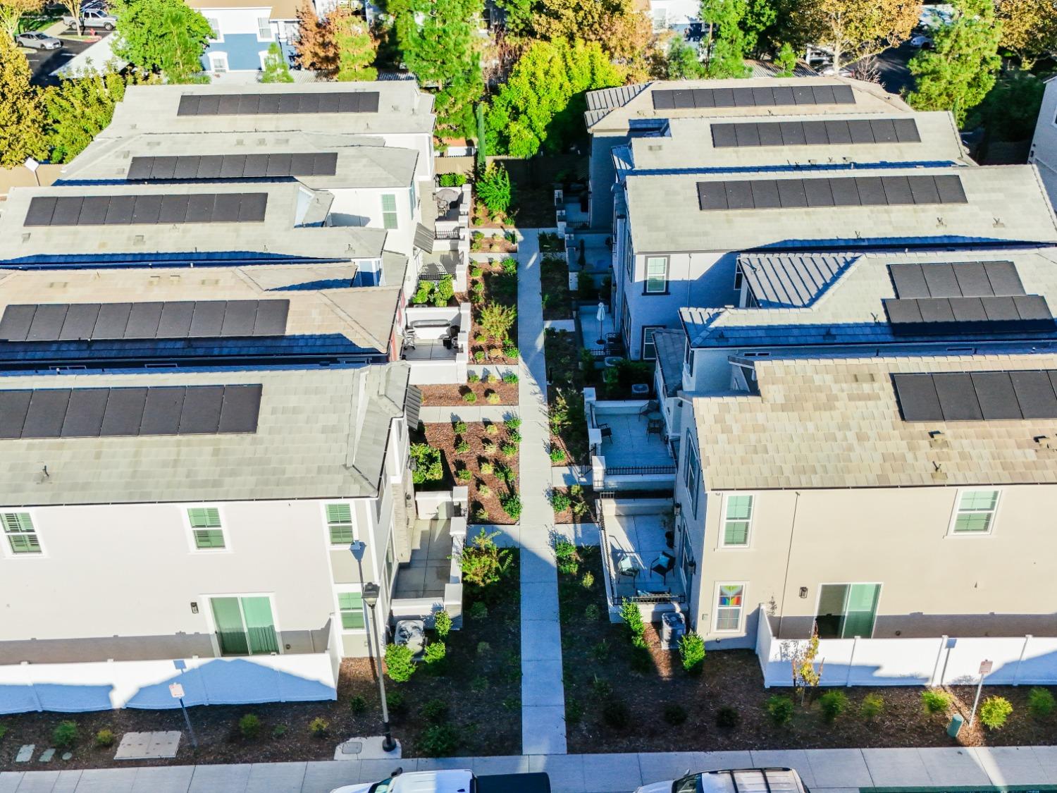 Detail Gallery Image 65 of 70 For 3532 Sparrow Ct, West Sacramento,  CA 95691 - 3 Beds | 2/1 Baths