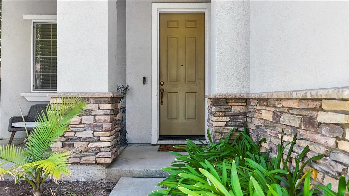 Detail Gallery Image 6 of 51 For 4608 Bonsai Ave, Tracy,  CA 95377 - 3 Beds | 2/1 Baths