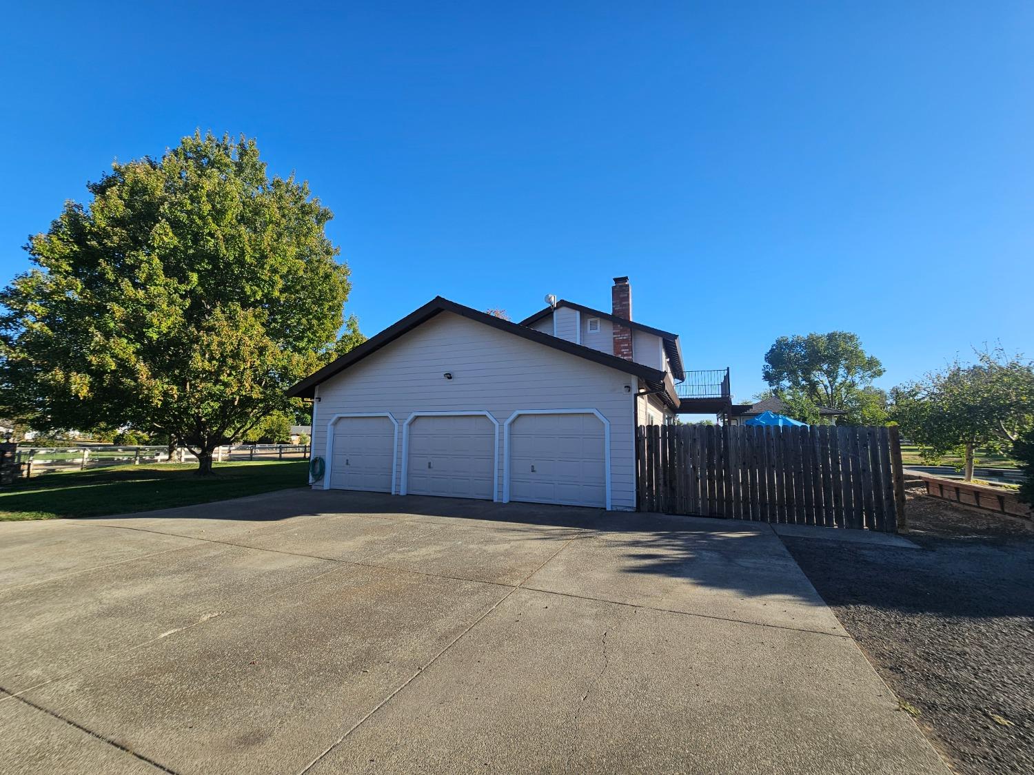 Detail Gallery Image 12 of 99 For 3232 Amoruso Way, Roseville,  CA 95747 - 3 Beds | 2/1 Baths