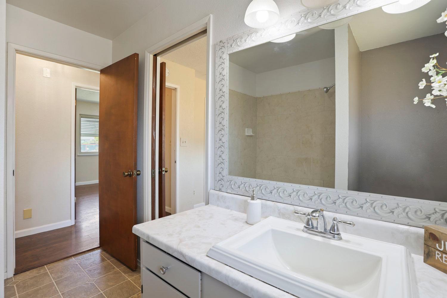 Detail Gallery Image 25 of 45 For 16930 Tretheway, Lodi,  CA 95240 - 2 Beds | 2 Baths