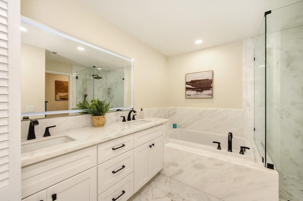 Detail Gallery Image 31 of 58 For 190 Winding Canyon Ln, Folsom,  CA 95630 - 2 Beds | 2 Baths