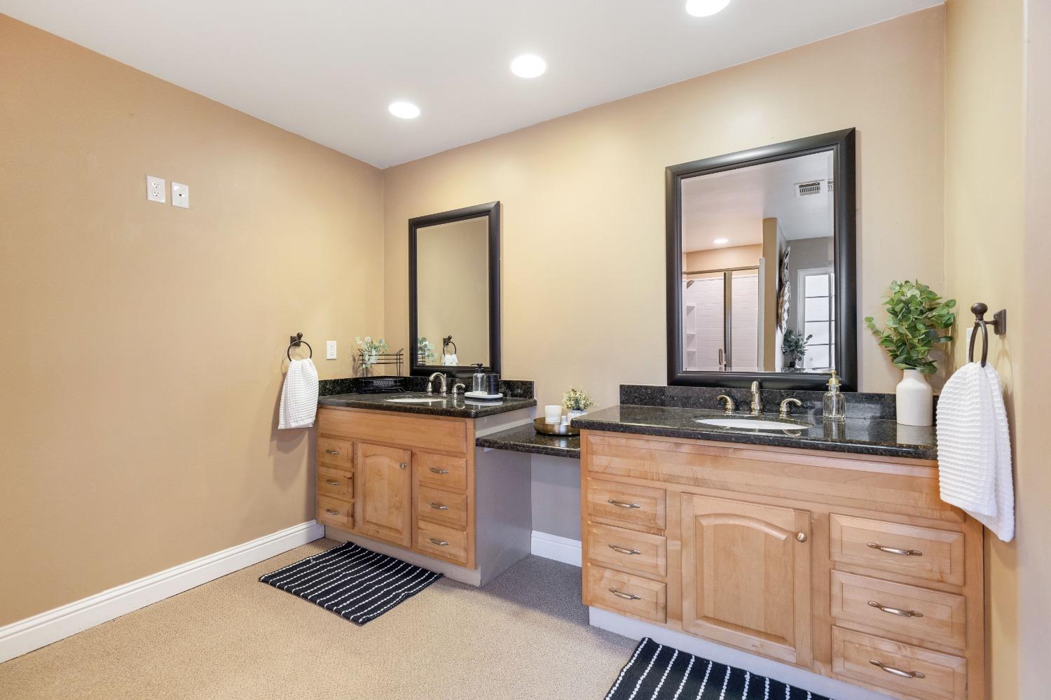 Detail Gallery Image 17 of 39 For 2742 Brown Bear Trl, Cool,  CA 95614 - 3 Beds | 2 Baths