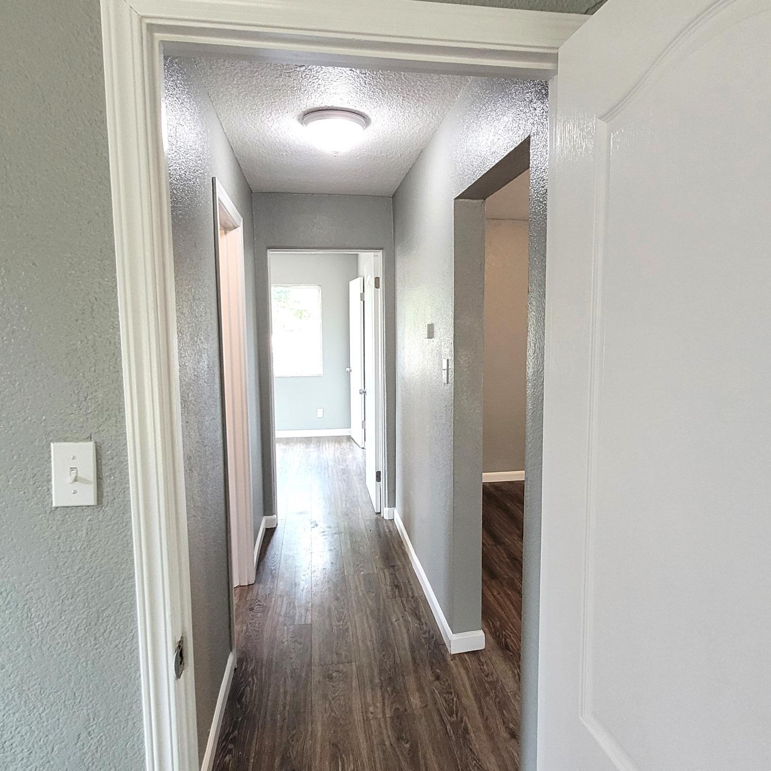 Detail Gallery Image 9 of 12 For 2354 E Flora St, Stockton,  CA 95205 - 2 Beds | 1 Baths