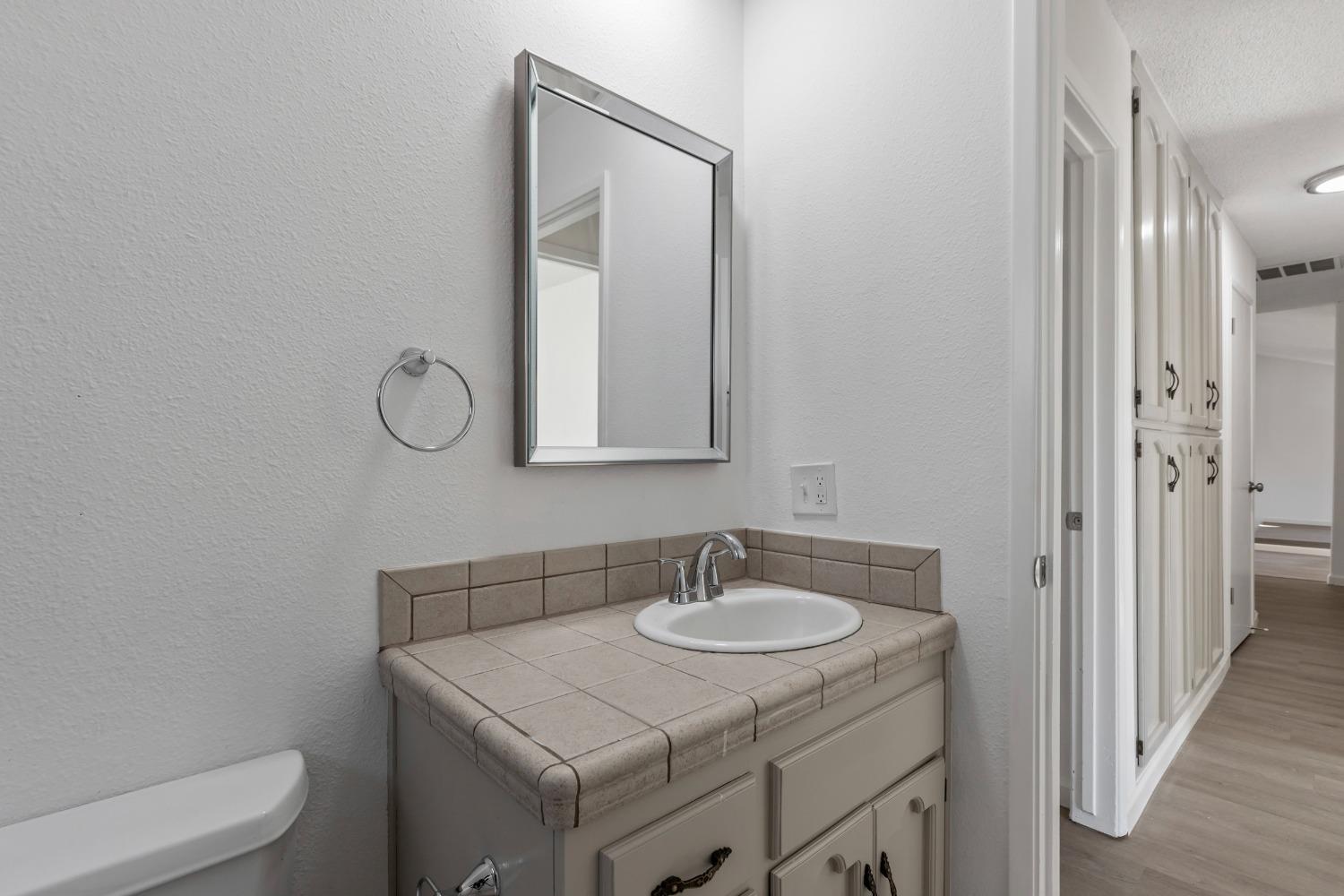 Detail Gallery Image 34 of 47 For 796 E C St, Oakdale,  CA 95361 - 3 Beds | 2 Baths