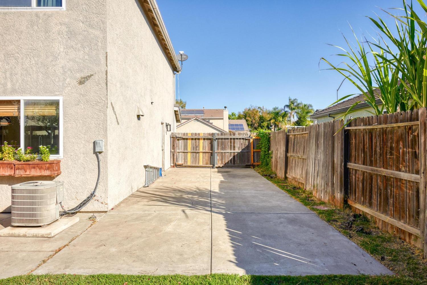 Detail Gallery Image 24 of 28 For 9263 Mammath Peak Cir, Stockton,  CA 95212 - 3 Beds | 3 Baths