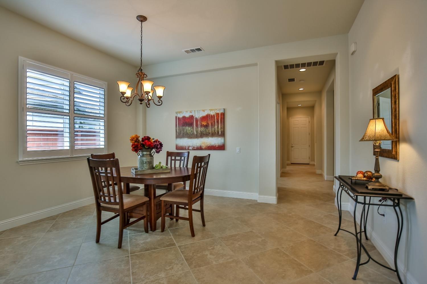 Detail Gallery Image 23 of 74 For 2040 Land End Loop, Roseville,  CA 95747 - 3 Beds | 2 Baths