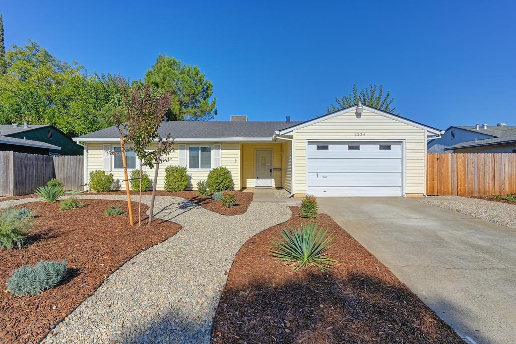 Forestlake Drive, Rancho Cordova, California image 2