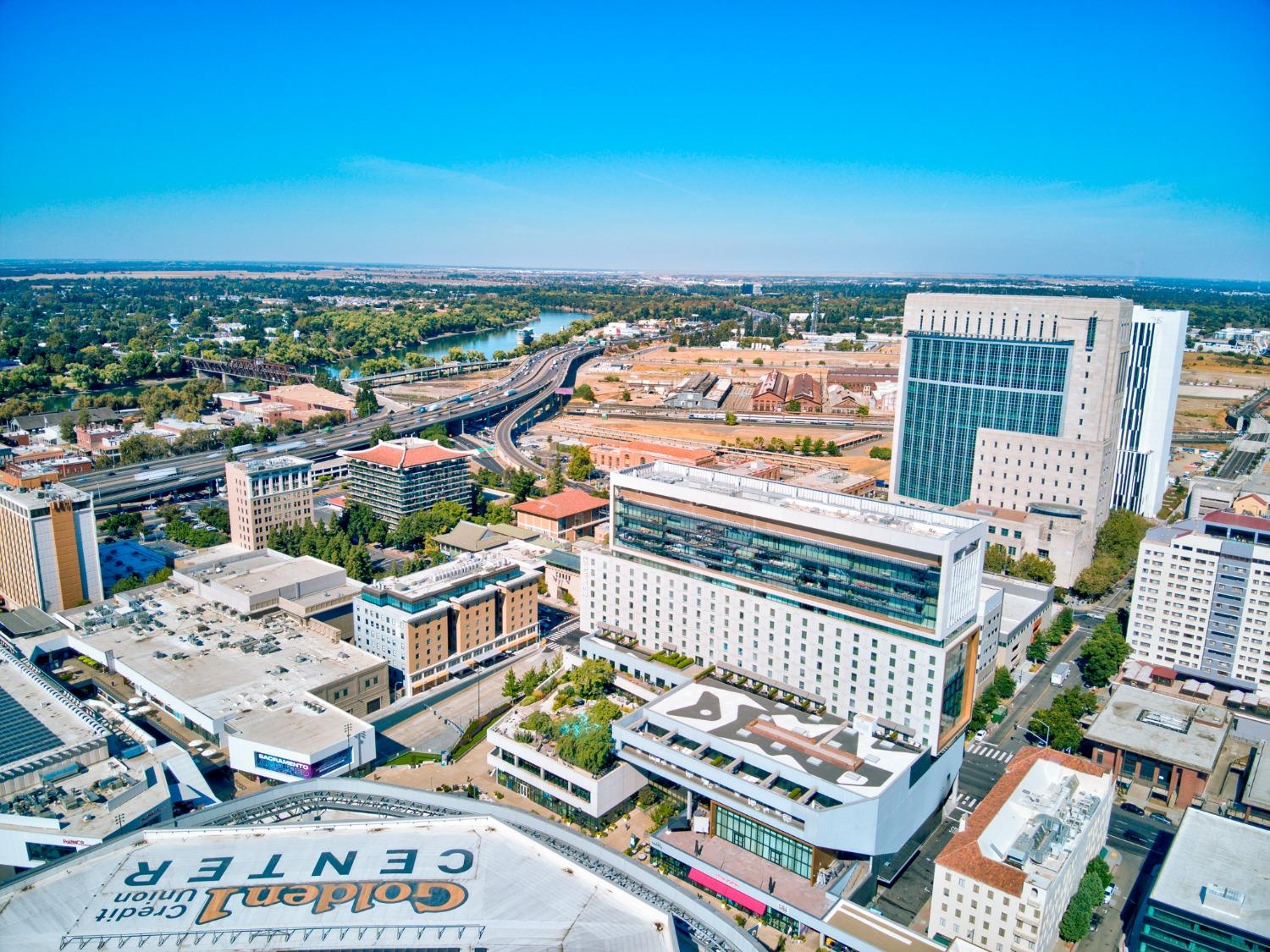 Detail Gallery Image 49 of 65 For 500 J St #1608,  Sacramento,  CA 95814 - 2 Beds | 2/1 Baths