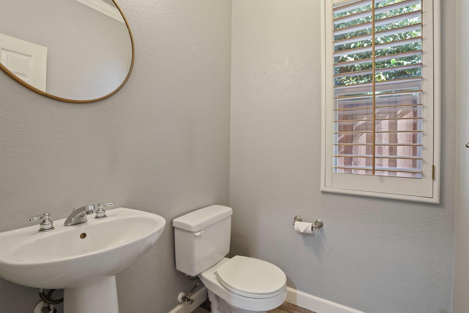 Detail Gallery Image 13 of 46 For 2648 Gaines Ct, Tracy,  CA 95377 - 3 Beds | 2/1 Baths