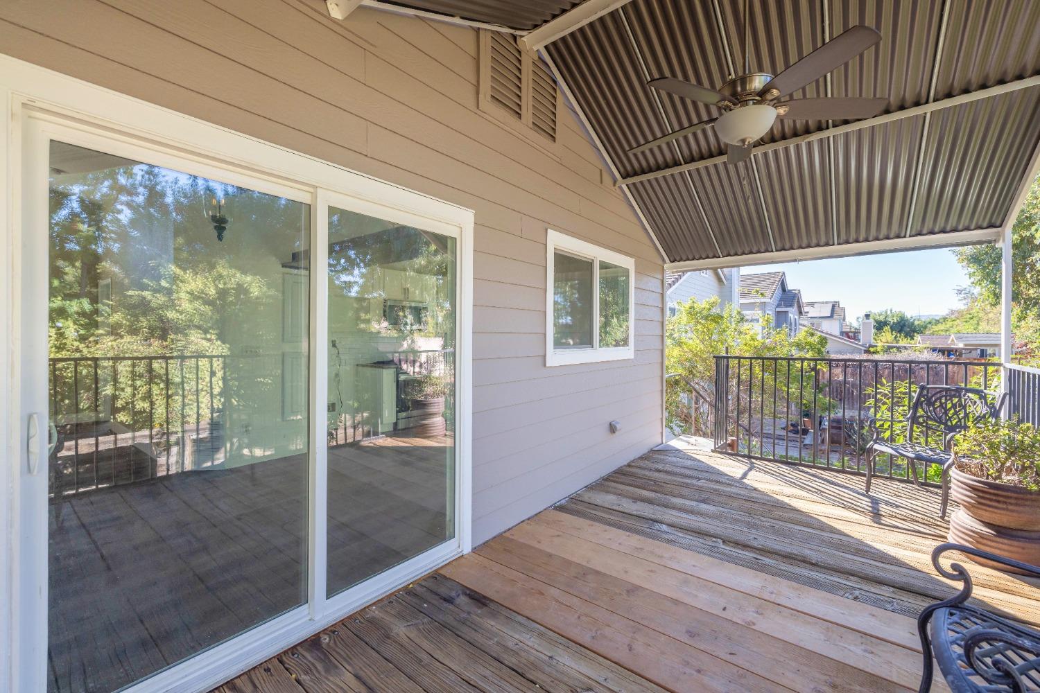 Detail Gallery Image 9 of 31 For 5156 Grass Valley Way, Antioch,  CA 94531 - 3 Beds | 2/1 Baths