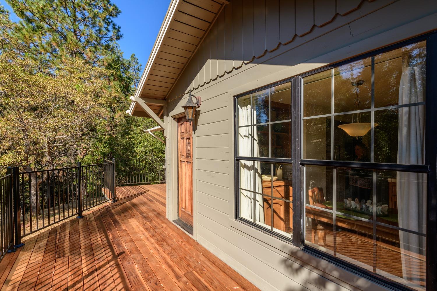 Detail Gallery Image 9 of 58 For 1802 Twitchell Rd, Placerville,  CA 95667 - 3 Beds | 2 Baths