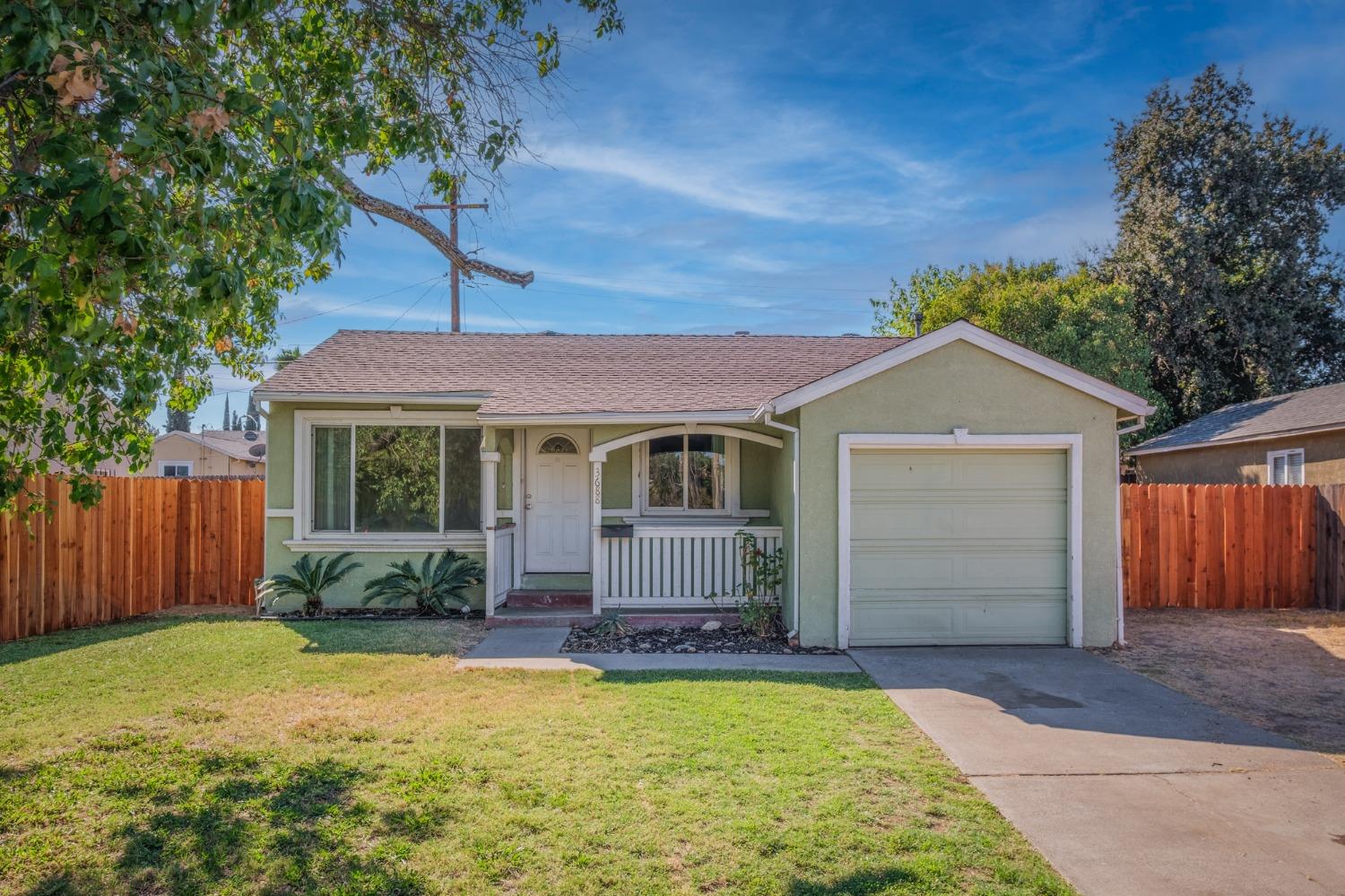 Detail Gallery Image 4 of 34 For 3688 a St, North Highlands,  CA 95660 - 3 Beds | 1 Baths