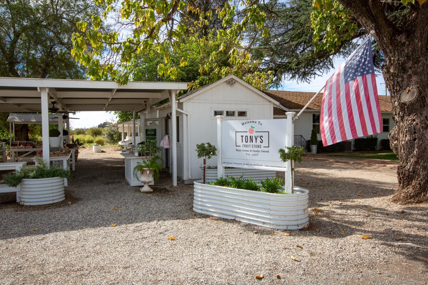 Detail Gallery Image 1 of 22 For 10464 State Highway 70, Marysville,  CA 95901 - 2 Beds | 1 Baths