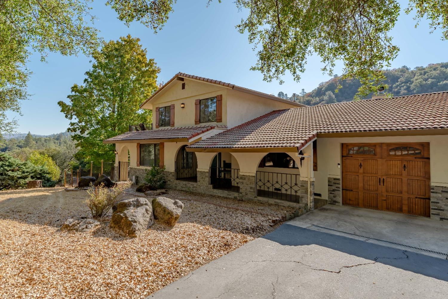 Detail Gallery Image 14 of 74 For 3825 Ethelon Pl, Placerville,  CA 95667 - 3 Beds | 3/1 Baths