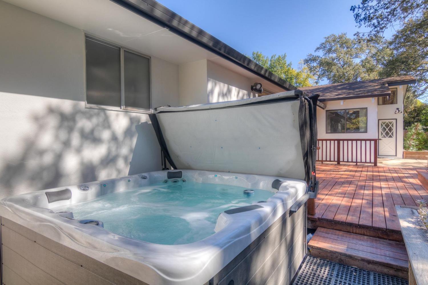 Detail Gallery Image 62 of 83 For 5400 Valhalla Dr, Carmichael,  CA 95608 - 3 Beds | 2/1 Baths