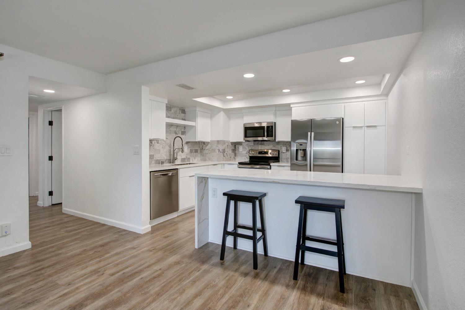 Detail Gallery Image 27 of 52 For 500 N St #504,  Sacramento,  CA 95814 - 2 Beds | 2 Baths