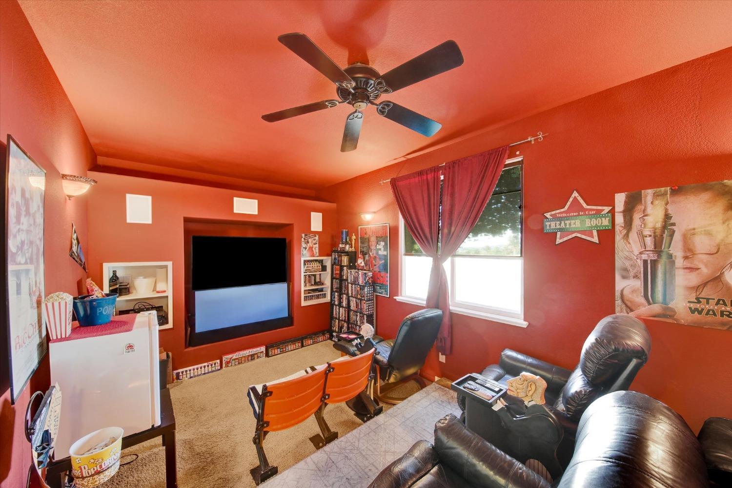 Detail Gallery Image 15 of 26 For 1951 Wesley Dr, Folsom,  CA 95630 - 4 Beds | 2/1 Baths