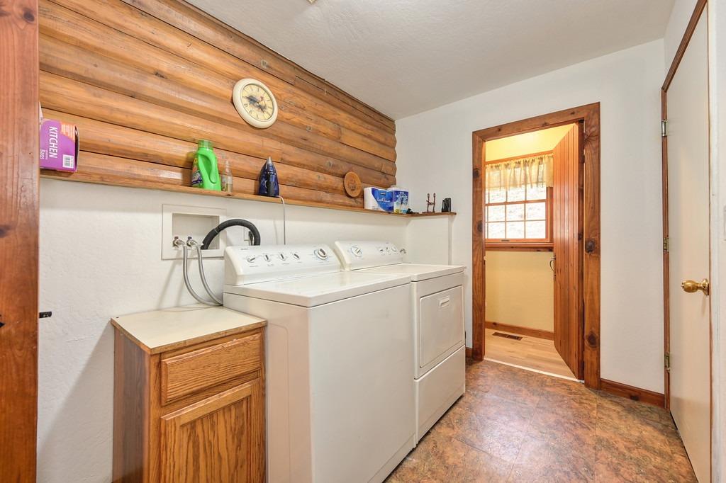 Detail Gallery Image 12 of 63 For 5850 Juarez Rd, Placerville,  CA 95667 - 3 Beds | 2/1 Baths