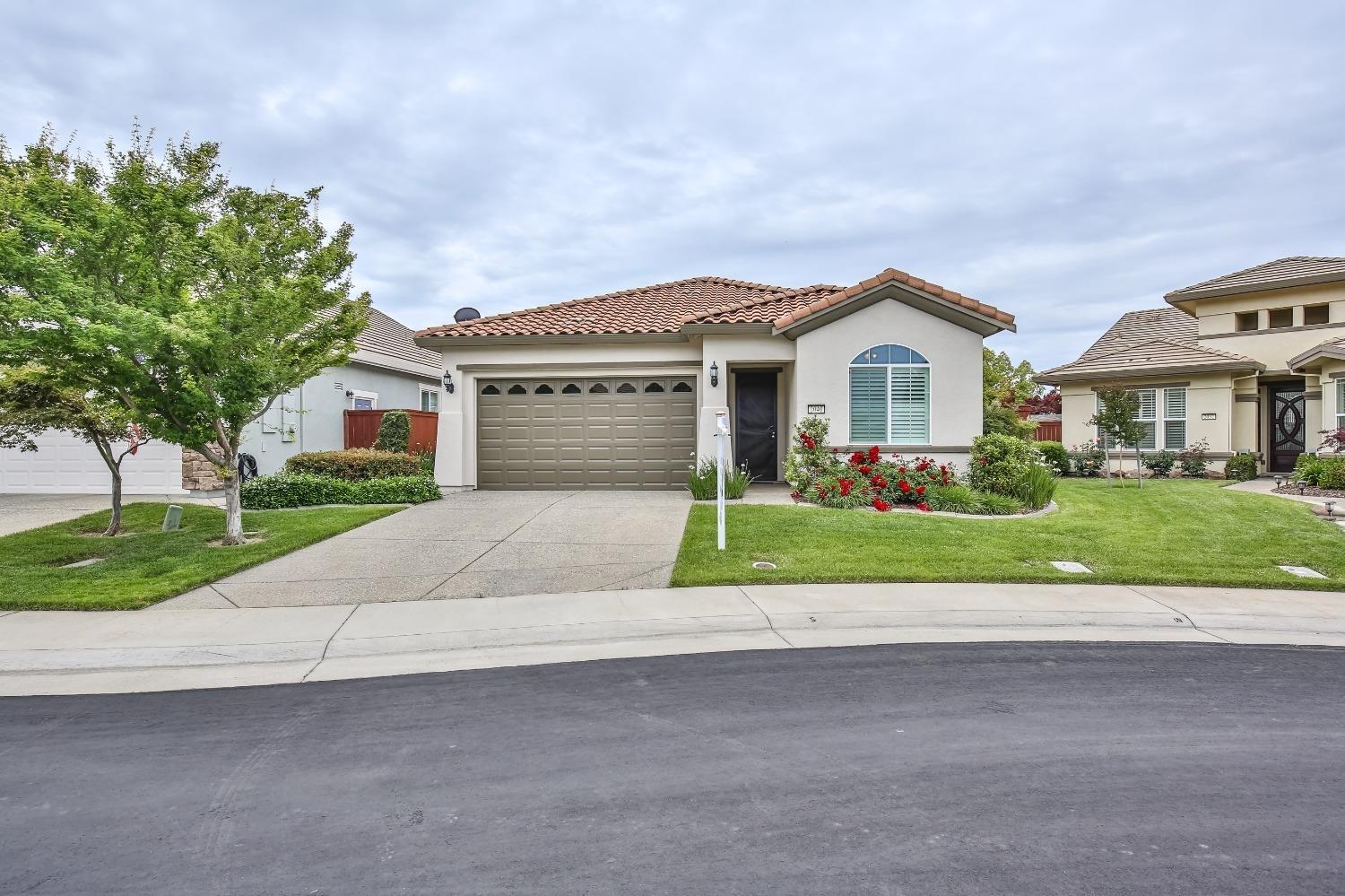 Detail Gallery Image 6 of 74 For 2040 Land End Loop, Roseville,  CA 95747 - 3 Beds | 2 Baths