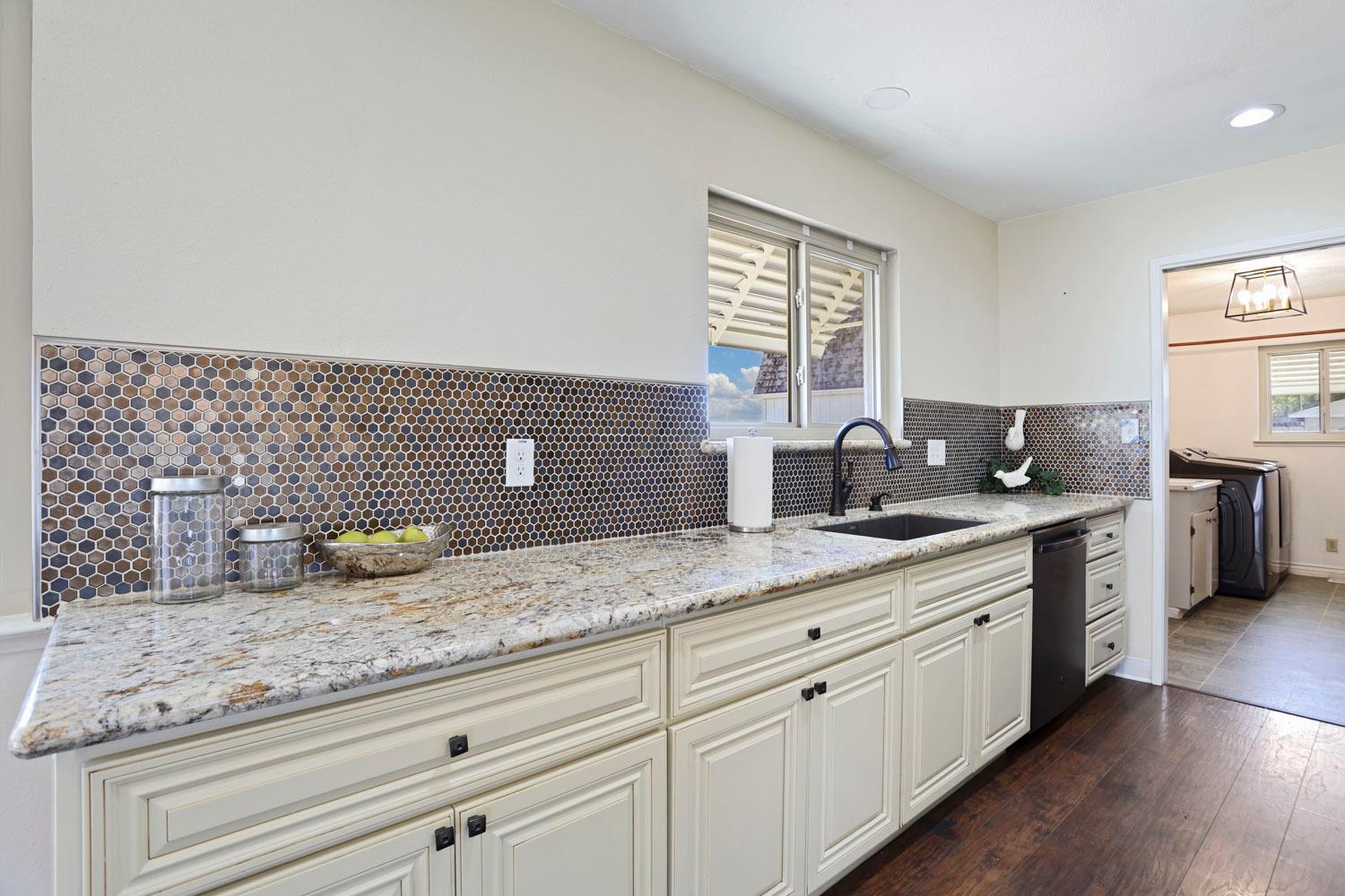 Detail Gallery Image 15 of 45 For 16930 Tretheway, Lodi,  CA 95240 - 2 Beds | 2 Baths